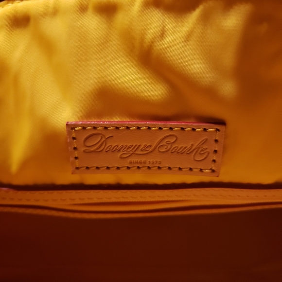 Dooney & Bourke bag - Picture 9 of 12